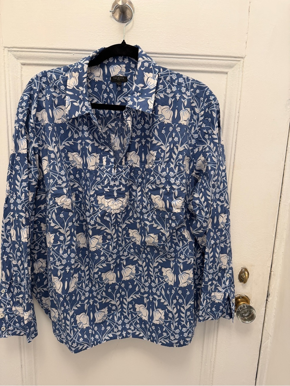 Talbots Blue Floral Print popoverr Shirt